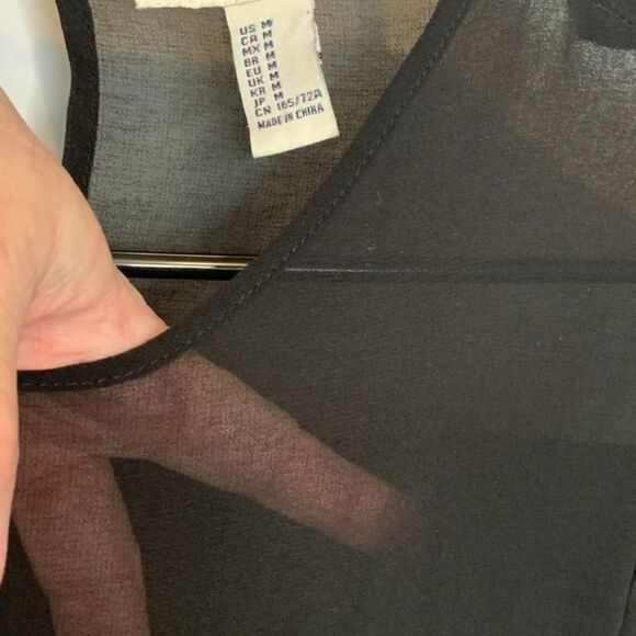 Forever 21 Black Romper - Picture 3 of 7